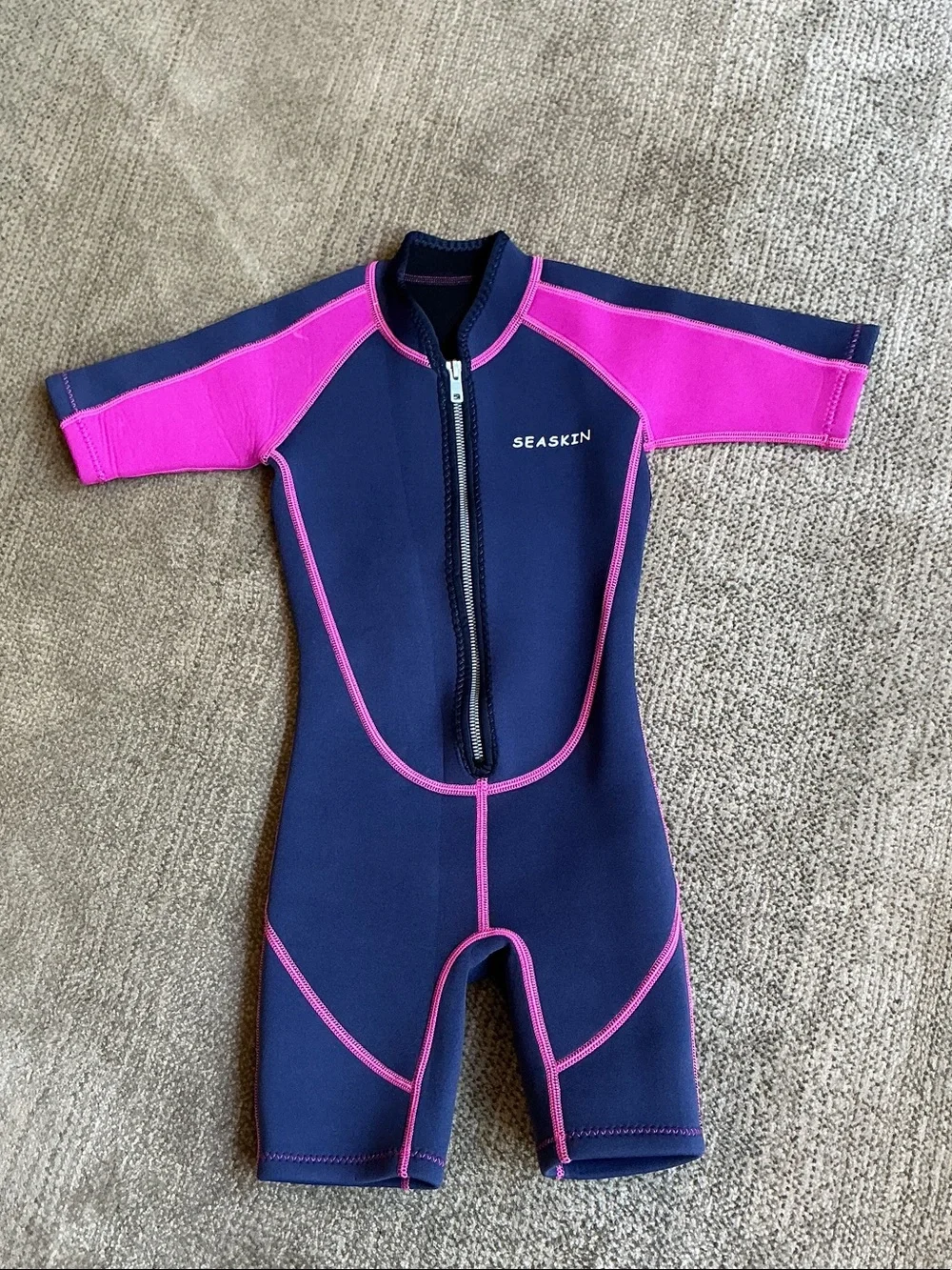 🩷Girls Seaskin Short Sleeve Wetsuit Swim Wear - Sz 3- Navy & Hot Pink